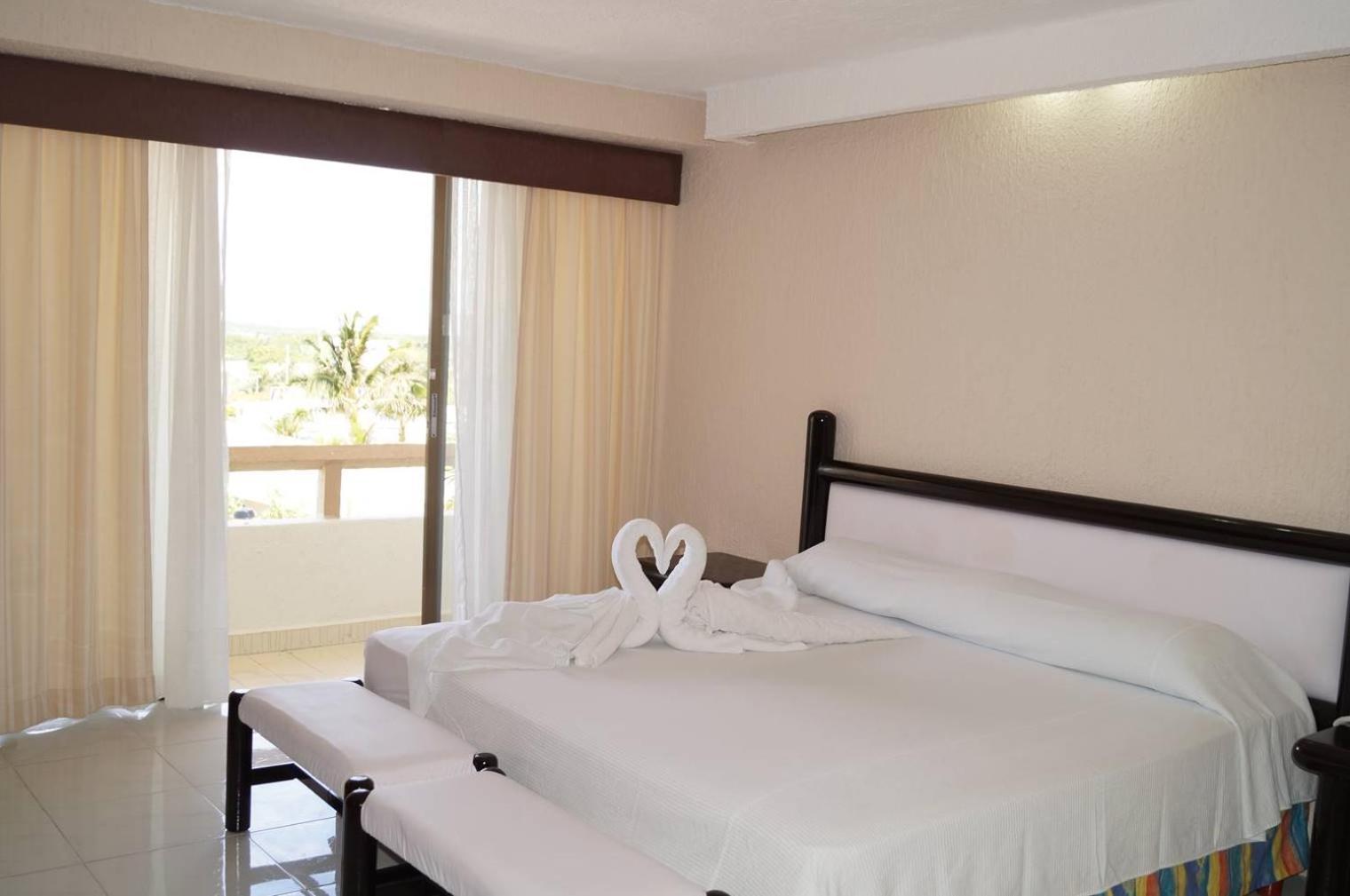 Solymar Hotel All Inclusive แคนคูน ภายนอก รูปภาพ